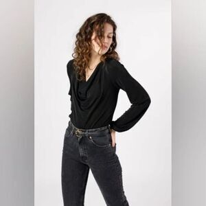*2/$25* Band of the Free BOG Womens Medium Aggie Black Cowl Neck Bodysuit